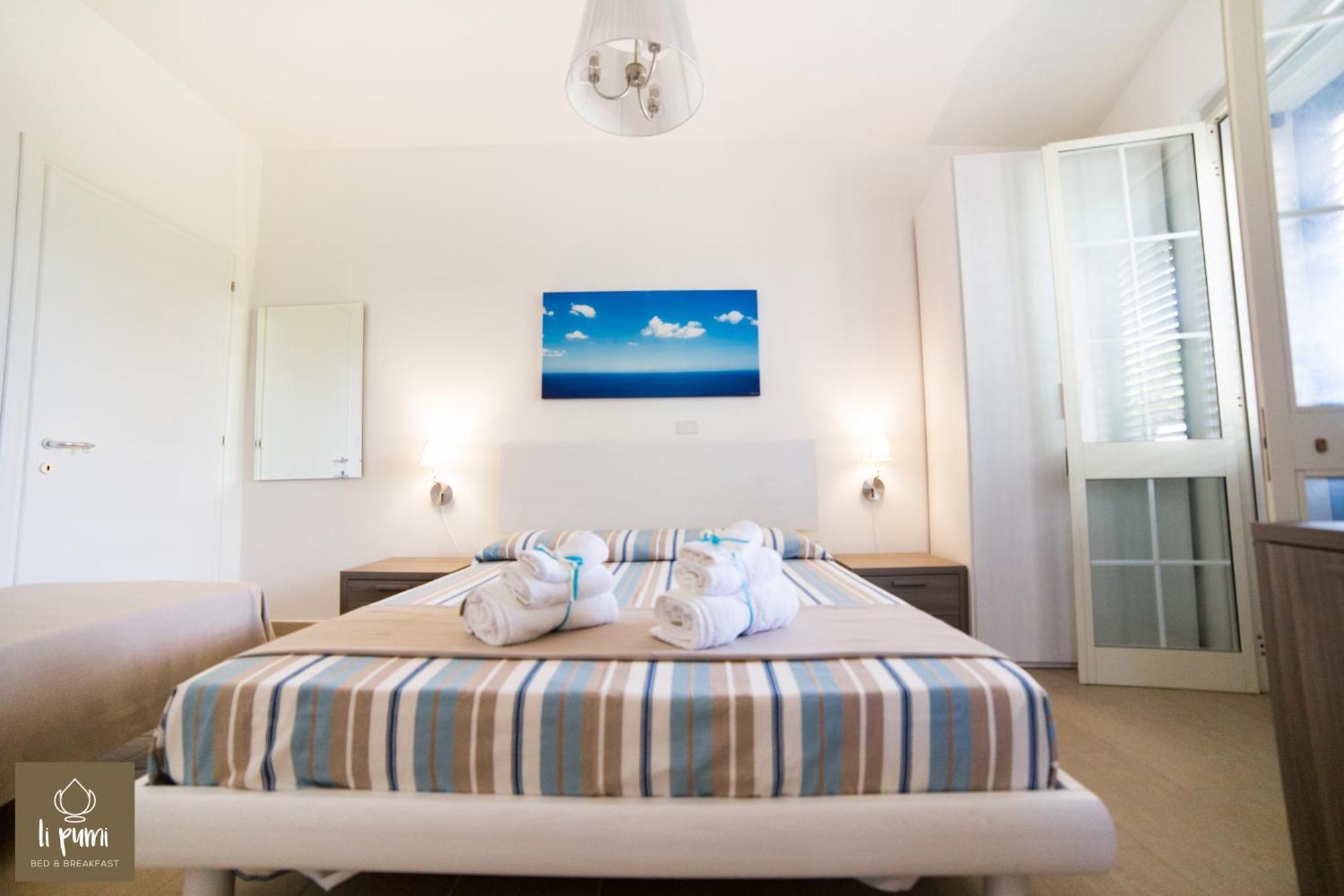 Bed and Breakfast Li Pumi à Alliste Chambre photo